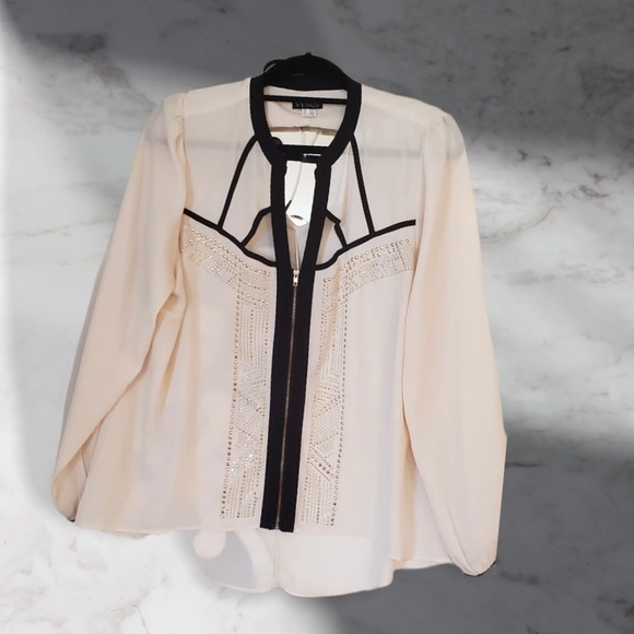 Top - Picture 1 of 2